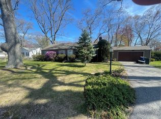 80 Frontier Rd, Warwick, RI 02889