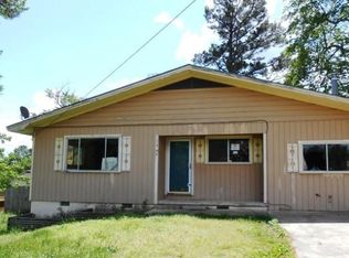 1304 Bert St, Mena, AR 71953