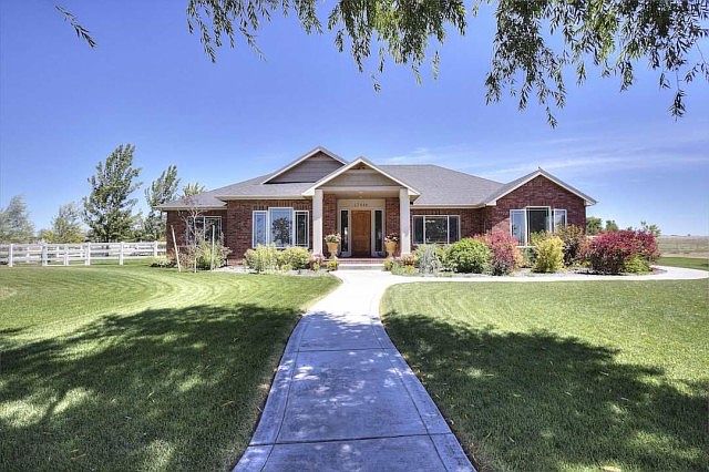 1st image of 17446 Sunnydale Pl