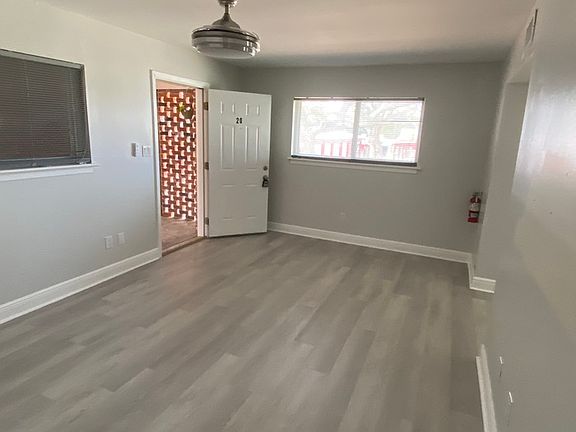 3rd image of 139 McDonnell Ave #20