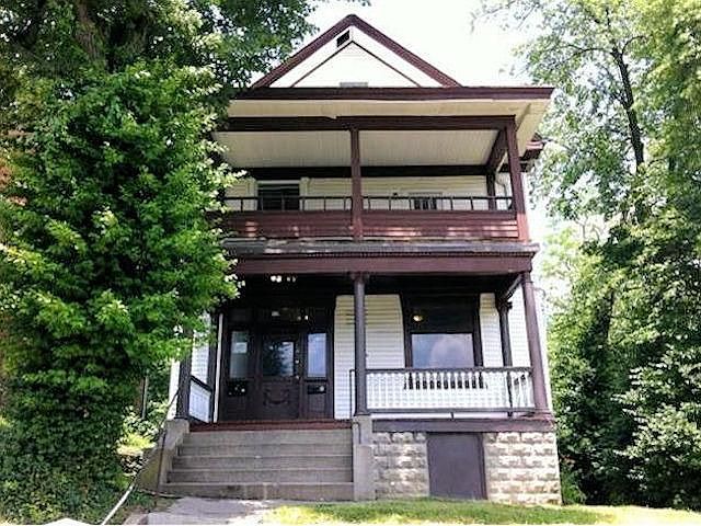 1st image of 22 Juergens Ave