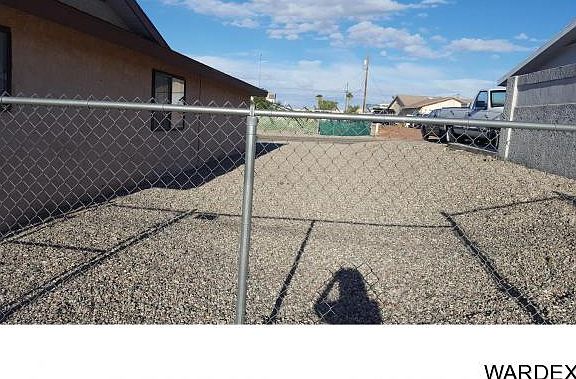 3rd image of 3244 Aztec Dr