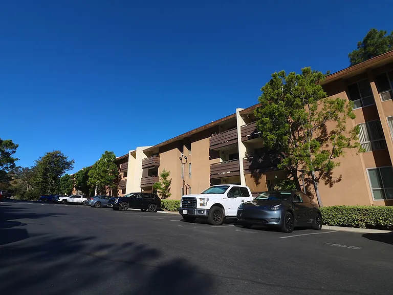 1621 Hotel Cir S #E329 — Photo 17