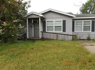 800 Crutchmer Ave, Okmulgee, OK 74447