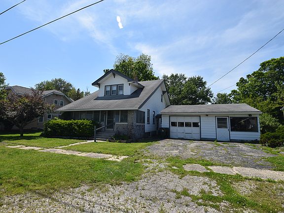 2nd image of 6414 N Main St