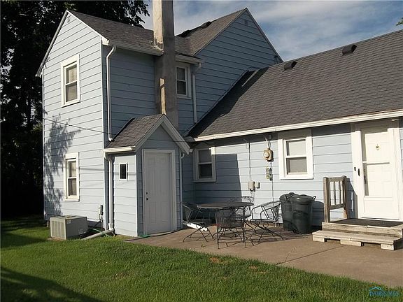 3rd image of 808 Anderson St