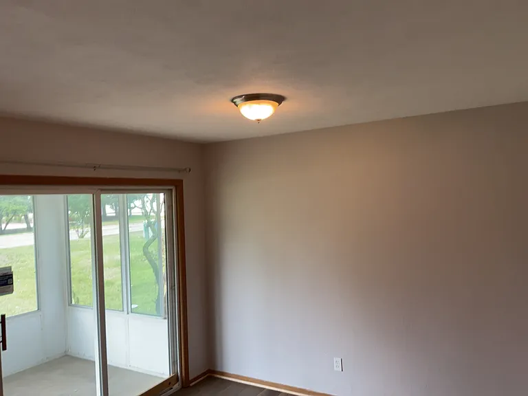 6549 Samantha Ln — Photo 11