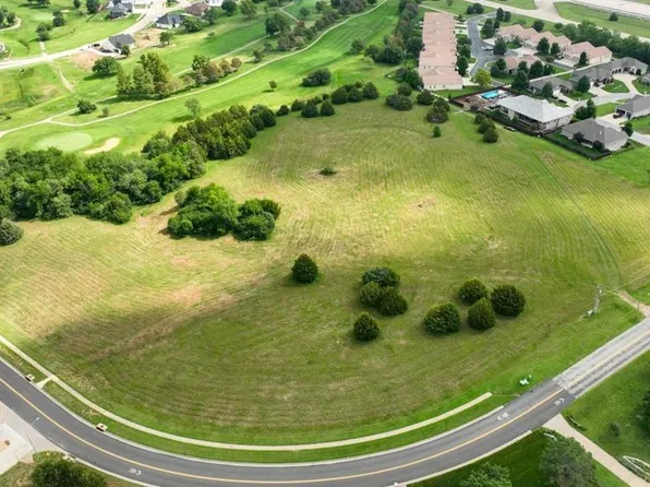 B2 L Cedar Point Ct #5, Salina, KS 67401