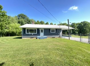 1106 Robinson Creek Rd, Lily, KY 40740