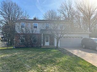 683 Azalea Dr, Cleveland, OH 44143