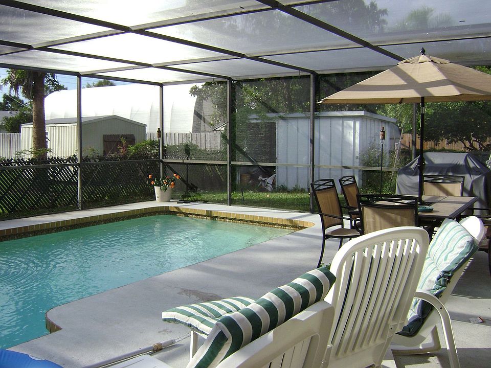 enclosed pool