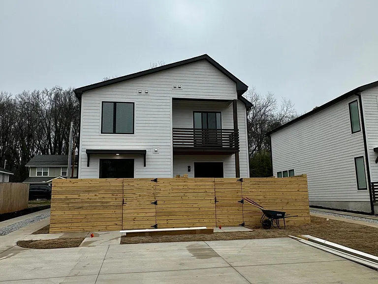 45 Spartanburg St #A — Photo 11