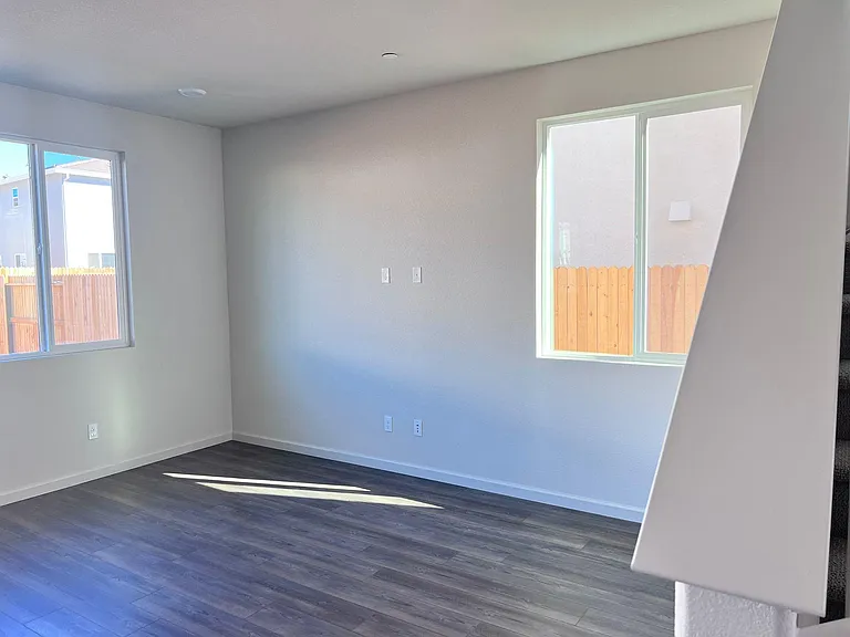 3129 Ballena St — Photo 18