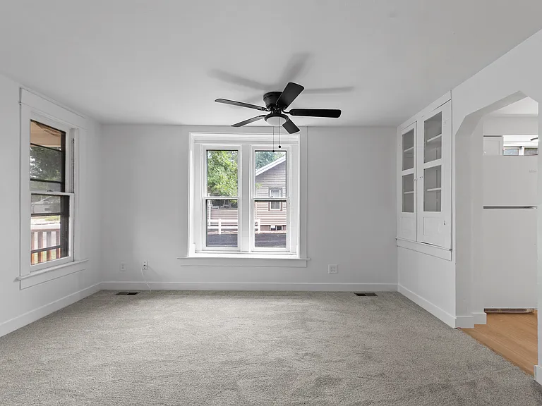 1037 N Cleveland Ave — Photo 12