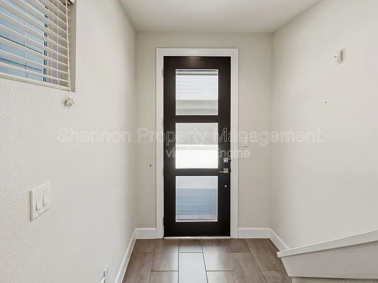 3024 Charline Ave — Photo 4