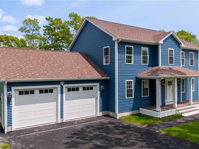 22 Indian Grass Cir, Tiverton, RI, 02878