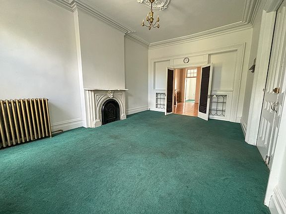 3rd image of 602 Madison Ave APT 1