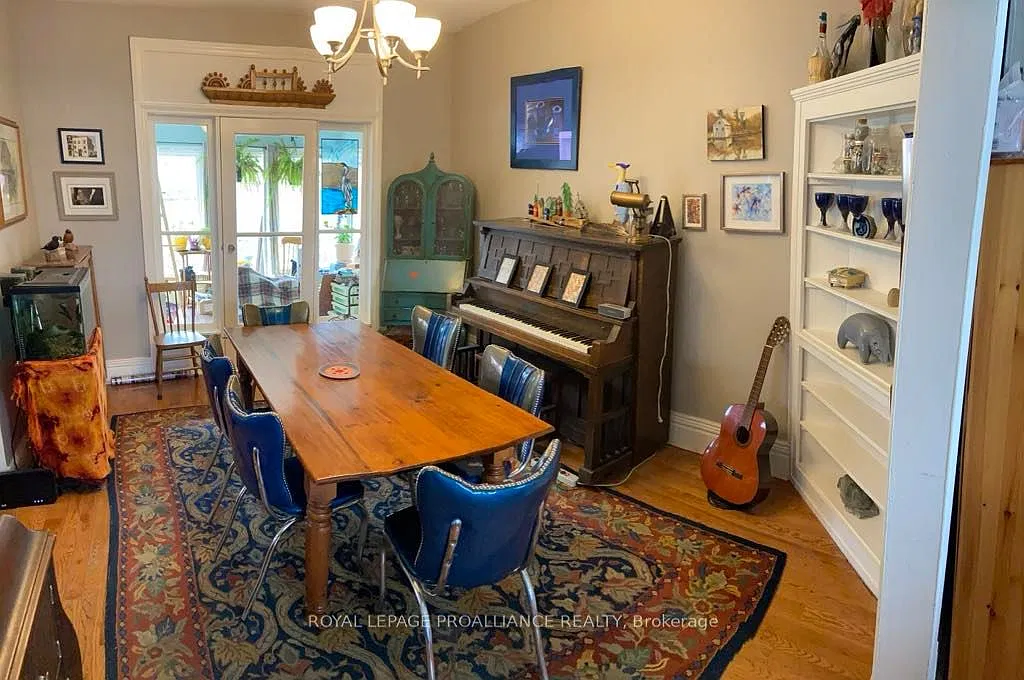 4 bed, $3,400 — Photo 3