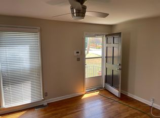 3827 Sentinel Dr, Nashville, TN 37209