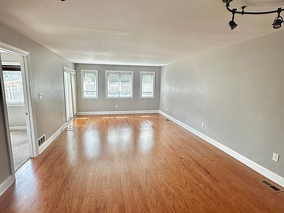 living and dinning room