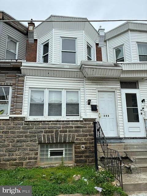 1st image of 242 W Albanus St