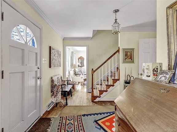4th image of 9015 Splitwood Cir