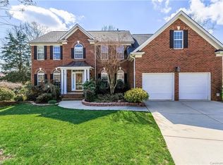 5603 Hartfield Downs Dr, Charlotte, NC 28269