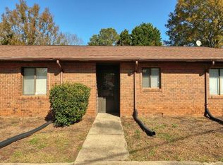 500B Cokesbury St, Greenwood, SC 29649