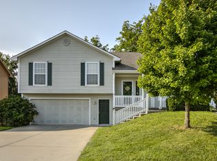 8635 NE 72nd Ter, Kansas City, MO 64158
