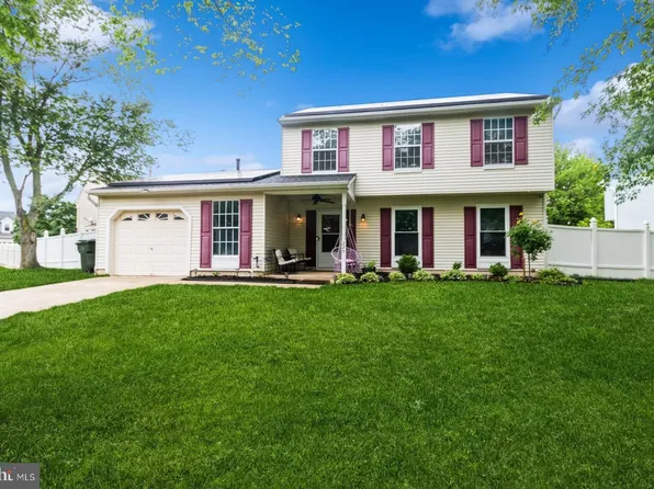 225 Ashley Ln, Lumberton, NJ 08048