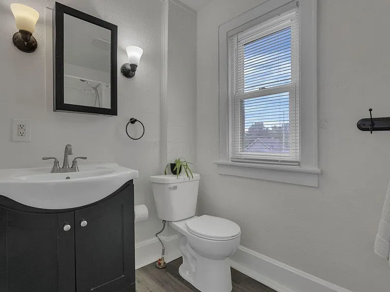 1411 Genessee Ave #43211 — Photo 20