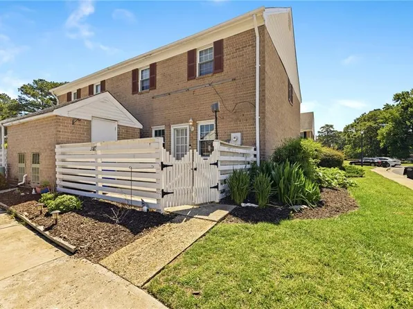 3187 Reese Dr, Portsmouth, VA 23703