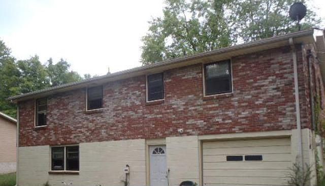 2nd image of 852 Irma Dr