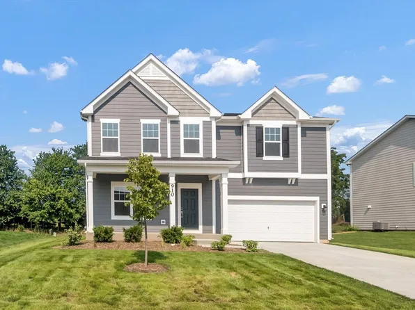 910 Mildred Dr, Marengo, IL 60152