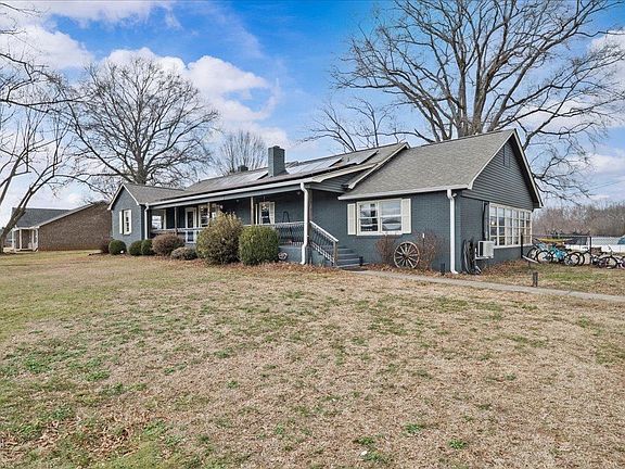 2nd image of 148 Virginia Ave