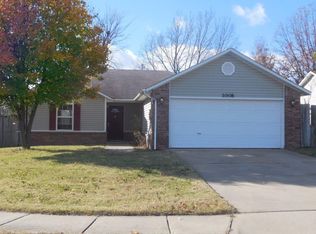 1008 S D St, Rogers, AR 72756