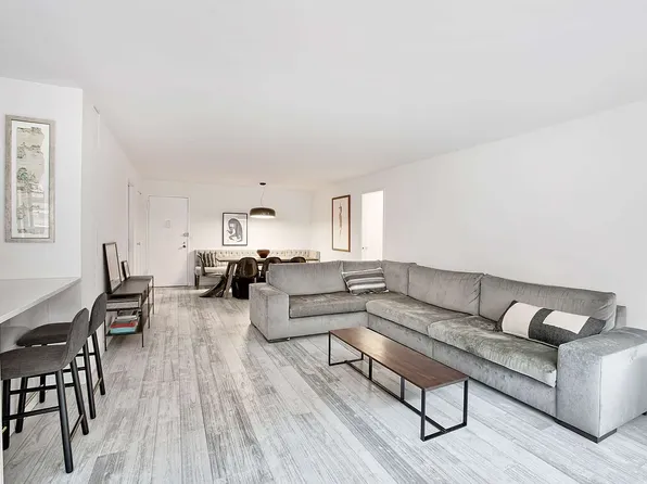 70 East 10th Street image 1 of 16