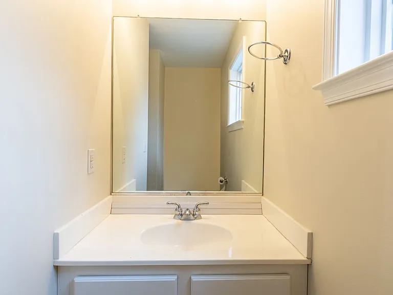 158 Burnet St — Photo 25