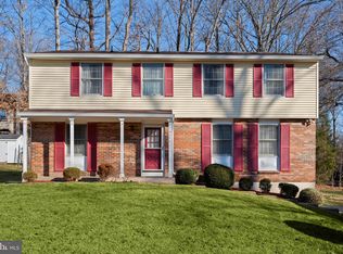 9306 Willow Pond Ln, Burke, VA 22015