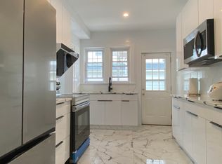 1542 Tibbits Ave #1A, Troy, NY 12180