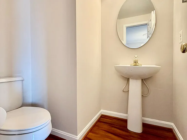 15519 Exmore Ct — Photo 11