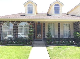 5804 Camphor St, Metairie, LA 70003