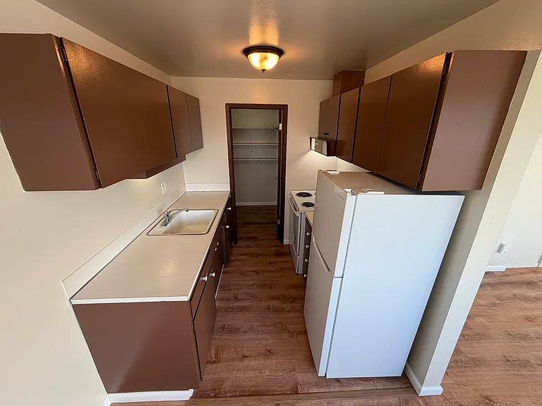 Olympic Manor — Photo 9