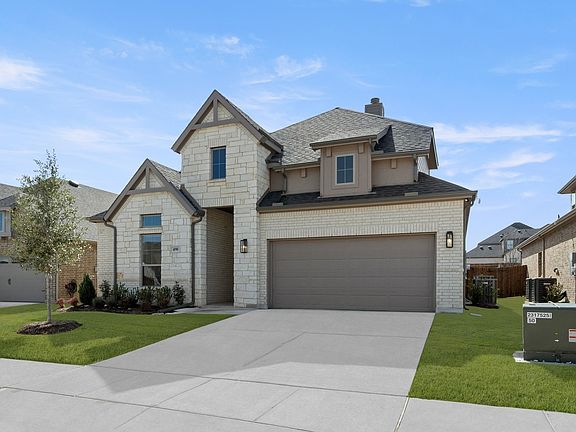 2nd image of 490 Red Maple Rd