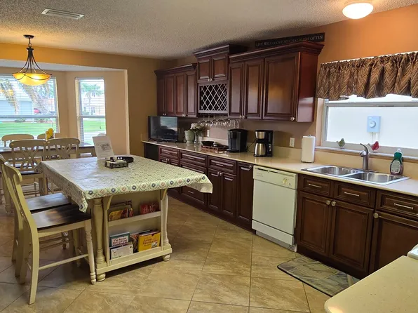 2137 Gerardo Avenue, 2137 Gerardo Ave, The Villages, FL 32159