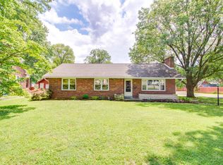 1009 McKinley Blvd, Alton, IL 62002