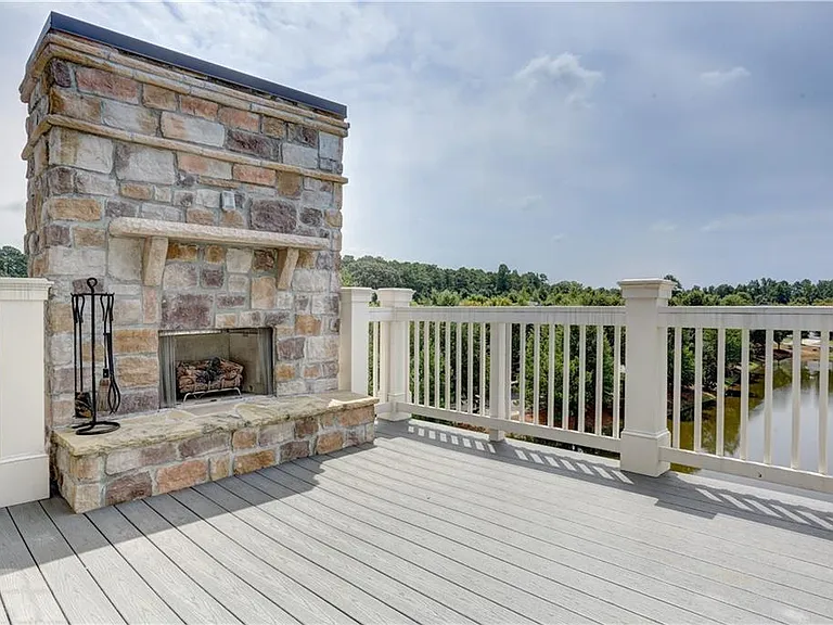12600 Marstrow Dr #F — Photo 16