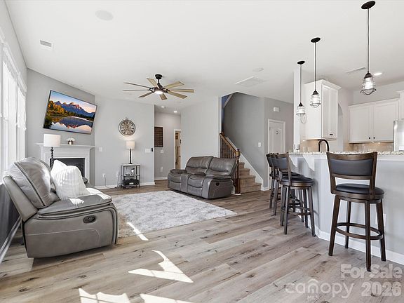 3rd image of 3013 Angel Carrie Ln