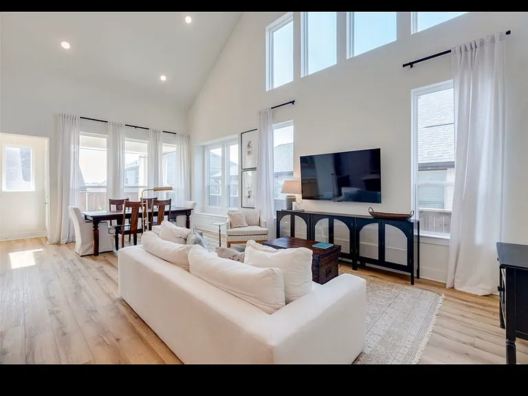 1513 Waxwing Pl — Photo 5