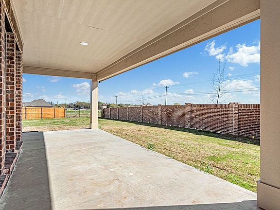 5th image of 458 Mesquite Dr